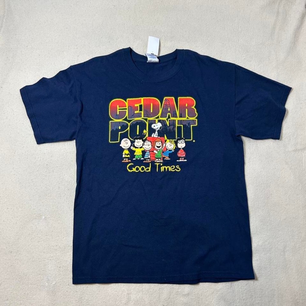 RARE‎ Retro Peanuts Snoopy Characters Kings Dominion Navy T-Shirt VINTAGE
